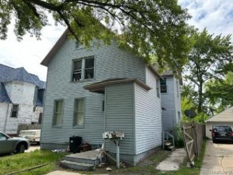 1212 Court Street Port Huron, MI 48060