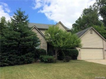 5872 Three Ponds West Bloomfield, MI 48324