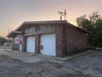 2042 W Davison Detroit, MI 48238