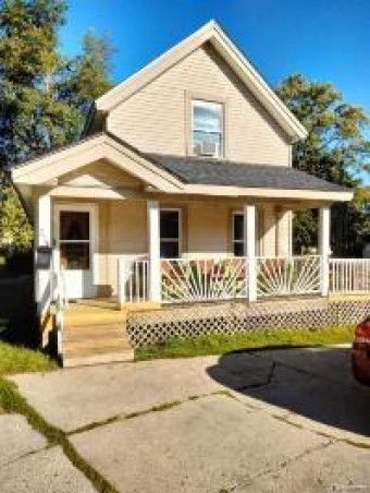 212 Sanderson Avenue Pontiac, MI 48341