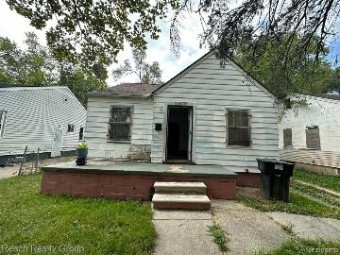 19427 Rosemont Avenue Detroit, MI 48219