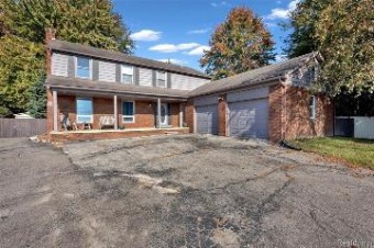 50145 Jefferson Avenue Chesterfield Township, MI 48047