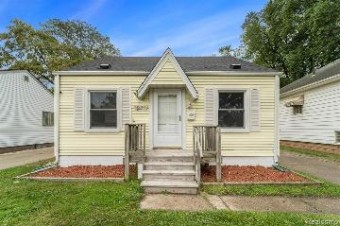 23713 Elmira Street Saint Clair Shores, MI 48082