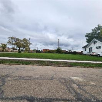 12416 Greenlawn Street Detroit, MI 48204