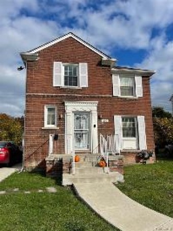 282 Newport Street Detroit, MI 48215