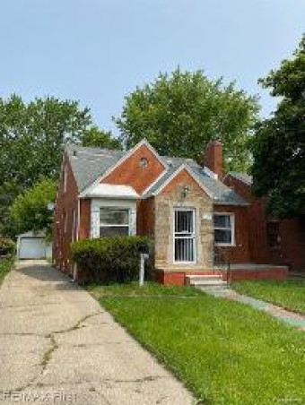 15211 Eastburn Street Detroit, MI 48205