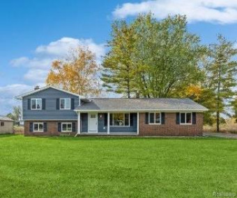 44 Brookfield Drive Oxford, MI 48371