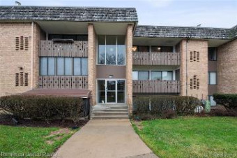 2102 Pauline Boulevard 304 Ann Arbor, MI 48103