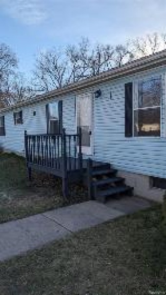 6227 Kenbrook Road Lansing, MI 48911