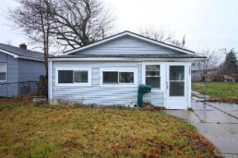 23291 Stewart Avenue Warren, MI 48089