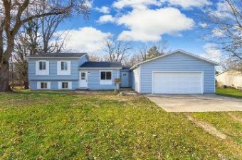 2515 Lisa Drive Columbiaville, MI 48421