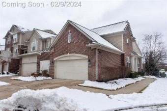 7400 Brookberry Court West Bloomfield, MI 48322