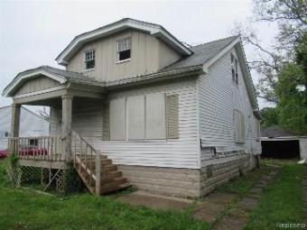 19010 Riverview Street Detroit, MI 48219