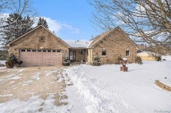 7477 Ore Knob Drive Fenton, MI 48430