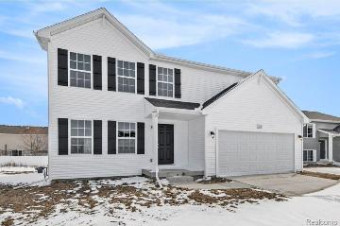 2896 Sycamore River Drive Fowlerville, MI 48836