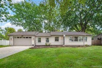 22964 Elmgrove Street Farmington Hills, MI 48336