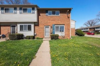 25931 Salem Court Roseville, MI 48066