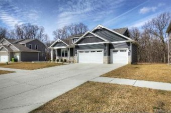 2131 Gambrel Lane Howell, MI 48843