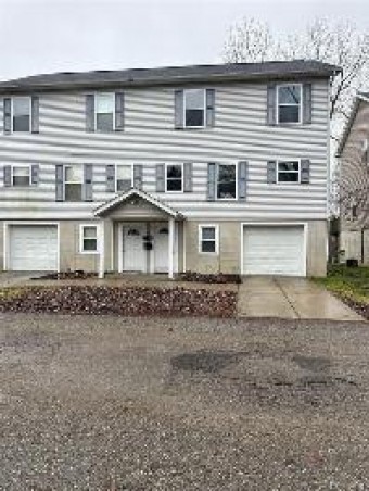 94 E Montcalm Street Pontiac, MI 48342