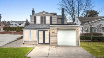 22512 Beach Street Saint Clair Shores, MI 48081