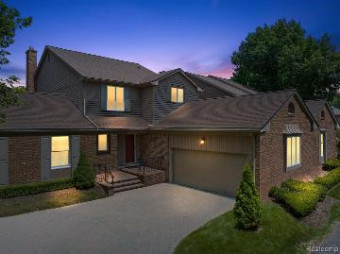 5 The Oaks Bloomfield Hills, MI 48301