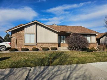 38792 Windmill Pointe W Clinton Township, MI 48038