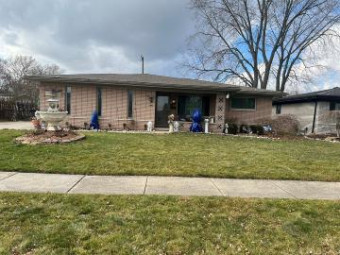 35627 Grayfield Drive Sterling Heights, MI 48312