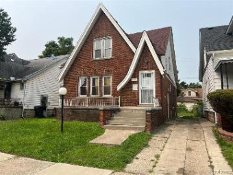 15501 Pinehurst Street Detroit, MI 48238