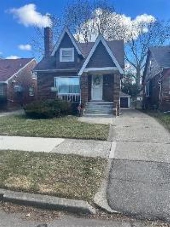 8242 Freda Street Detroit, MI 48204