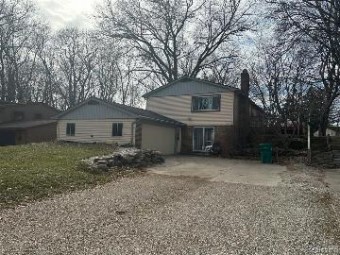 1720 Union Circle Commerce Township, MI 48382