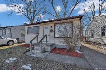 11252 Fisher Avenue Warren, MI 48089