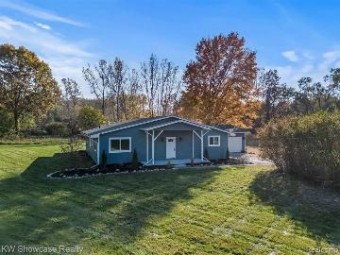 5461 W Coon Lake Road Howell, MI 48843