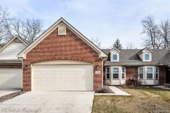 1954 Genoa Circle Howell, MI 48843