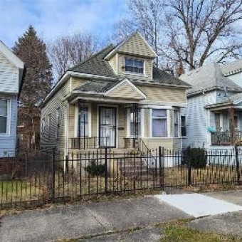 5049 Fischer Street Detroit, MI 48213