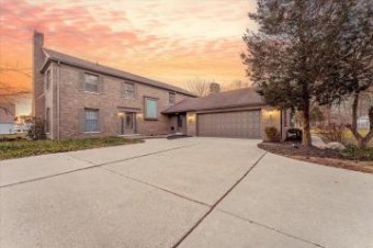 7575 Horsemill Road Grosse Ile, MI 48138