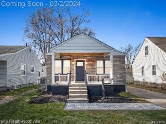 3833 Edgar Avenue Royal Oak, MI 48073