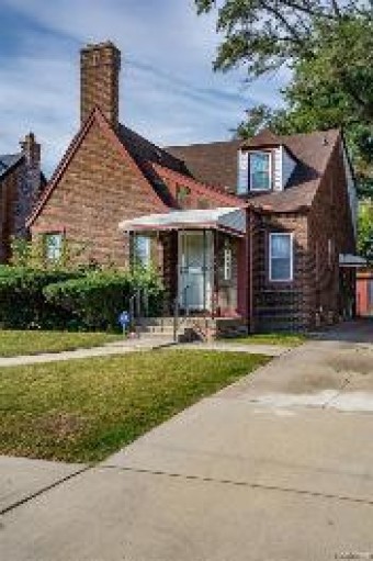 17135 Ward Street Detroit, MI 48235