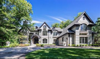 1881 Heron Ridge Drive Bloomfield Hills, MI 48302