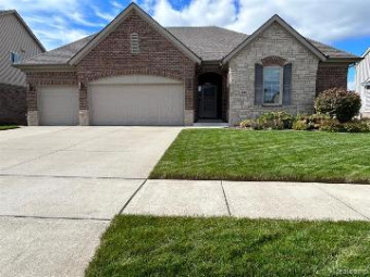 49425 Appaloosa Drive Macomb, MI 48042