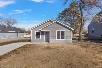 1100 La Salle Avenue Waterford, MI 48328