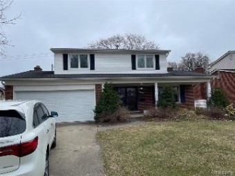 40420 Meade Point Drive Sterling Heights, MI 48313