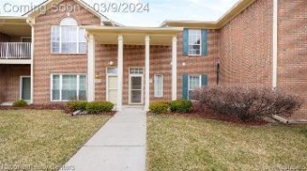 471 Mulberry Street Wyandotte, MI 48192