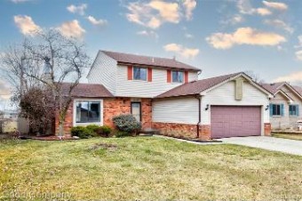 11427 Brougham Drive Sterling Heights, MI 48312