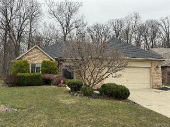 52332 Walnut Drive Chesterfield Township, MI 48047