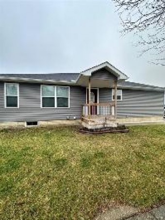 2 Pleasant Street Oxford, MI 48371