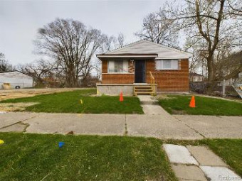 17840 Goddard Street Detroit, MI 48212