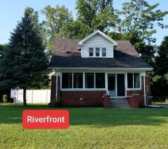 24127 Huron River Drive Rockwood, MI 48134