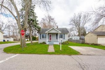 1198 Boyd Street Troy, MI 48083