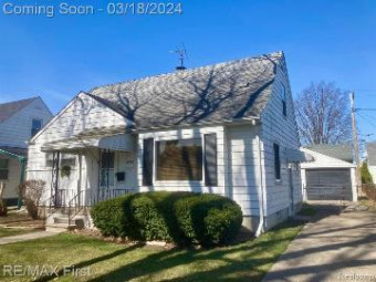 16763 Sarmorr Street Roseville, MI 48066