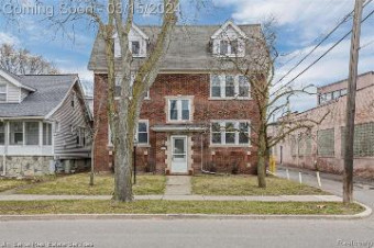 1212 Maryland Street Grosse Pointe Park, MI 48230